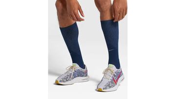 Nike Flyknit: las zapatillas ligeras con tejido el¨¢stico que sujetan el pie en 360 grados