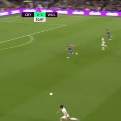 Sólo Diego Costa es capaz de celebrar un gol de esta manera con Adama Traoré
