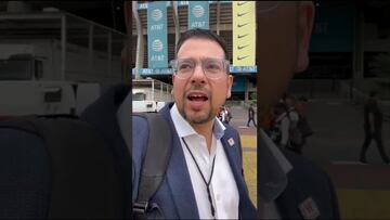 Aficionados del América preparan mosaico en el Estadio Azteca