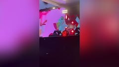 El discurso reivindicativo de Omar Montes en pleno concierto en Qatar: “Qué vivan las mujeres y el amor libre”