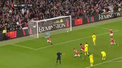 Garnacho pone Old Trafford en pie y lo celebra a lo Cristiano