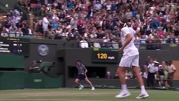 Tsitsipas le pega un bolazo a un espectador y no es expulsado: Kryrgios no dio crédito