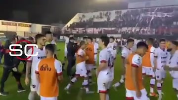 La batalla tras el final entre Barracas Central y Patronato