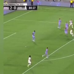 La jugada que se ha hecho viral del Plan B de Ancelotti ‘bailando’ a la Juve