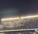 La violencia en la tribuna de Liniers y el partido en marcha