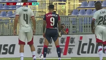 Lapadula se estrena oficialmente en Cagliari: gol de penal en Copa Italia