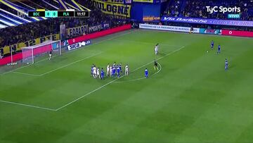 Este tiro libre de Romero es una obra de arte