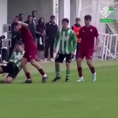 La acción antideportiva en el Gran Derbi de filiales: “es lamentable, muy lamentable”