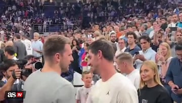 Chus Mateo: Mavs and Doncic visit was “a great gift for the fans”