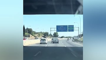 Se pican en la M-40 y terminan provocando este accidente