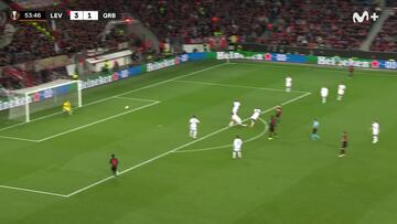 Grimaldo, el lateral español de Xabi Alonso que enamora: vean qué golazo