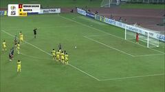 Intenta el penalti de Messi y Su¨¢rez y acaba a¨²n peor que el de Icardi