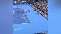 Igual no llegan ni a ver la bola: descomunal lo que hizo Medvedev y desde dónde