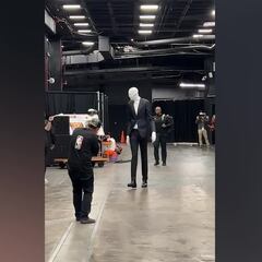 Así llegó Wembanyama al partido la noche de Halloween