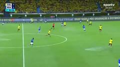 Y antes de lesionarse dejó claro quién era el rey de Brasil sin Neymar: jugadón de Vinicius en el 0-1