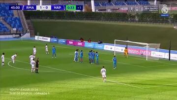 Seis meses sin marcar un gol así el Madrid, llega Palacios y hace uno de los goles del año en La Fábrica