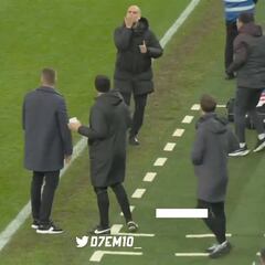 Está tenso como nunca en el City: el gesto de Guardiola tras el 1-2 del City