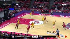 Para ganar sobre la bocina ante todo un Barça y así: locura en Zaragoza con el Casademont