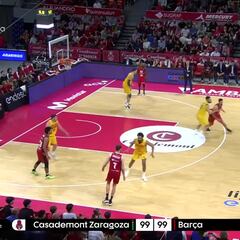 Para ganar sobre la bocina ante todo un Barça y así: locura en Zaragoza con el Casademont