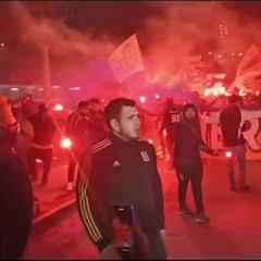 Los Libres y Lokos se vuelcan en caravana previo a juego ante Pumas