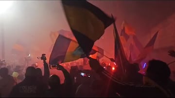 Caravana espectacular de los Libres y Lokos previo a la final ante América