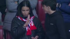 Captan a una pareja discutiendo en el Metropolitano y el desenlace se ha hecho megaviral