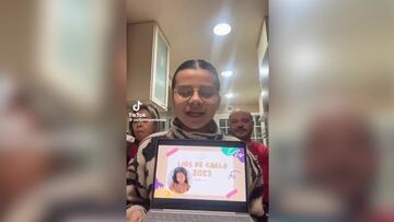 Una joven hace el recuento de sus ligues del año delante de sus padres: es lo más viral del momento