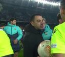 La secuencia de Xavi perdiendo los papeles en la cara del árbitro
