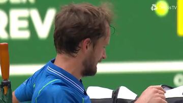 Medvedev estalla en Indian Wells: ¡°Esta pista es una verg¨¹enza¡±