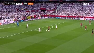 La leyenda de Maguire se ampl赤a: el error garrafal del central que signific車 el 1-0