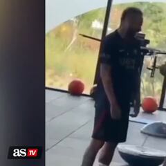 Watch: Mbappé's curious gesture to Neymar has fans wondering what he means