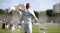 Kroos le hace un guiño a Mbappé