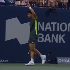 Jugó mal y enfadado: esto de Alcaraz no tuvo ningún sentido y para algunos es el punto del año