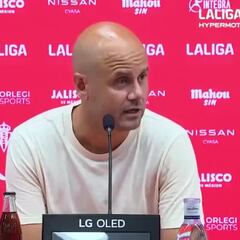 El entrenador del Sporting pide perdón al liarla con la comparación entre el gol y las chicas en las discotecas