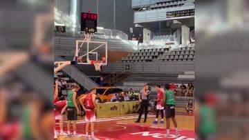No es ninguna broma: vean c車mo lanza los tiros libres uno de los fichajes estrella de la ACB