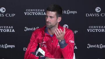 Djokovic salta en defensa de Carlos Alcaraz por no asistir a la Copa Davis: su perfecto español sorprende