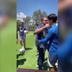 ¡Feliz cumpleaños, profe! El pastelazo del plantel del América para André Jardiné