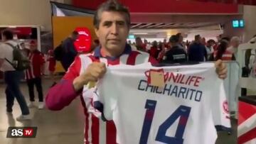 Chivas: En el Akron se vende camiseta de Chicharito y hay filas de hasta una hora