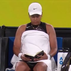 Insólito: vean a Osaka en el descanso entre juegos