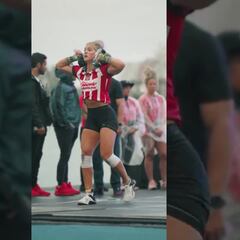 Estrella americana de CrossFit se luce en competencia con jersey de Chivas