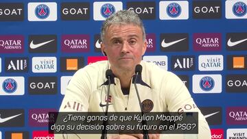 Luis Enrique transforma a Mbappé