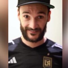 Hugo Lloris speaks to LAFC fans for first time