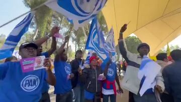 Haitianos se hacen virales por aparecer en mitin de Santiago Taboada del PAN