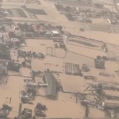 La sobrecogedora vista aérea de Valencia desde un avión a punto de aterrizar