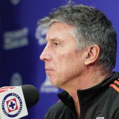 Robert Dante Siboldi: “Cruz Azul juega solo un torneo y nosotros dos”