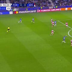 Ojo a cómo se pueden poner los cuartos: tremendo el golazo del Oporto en el 94′