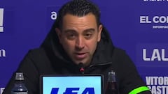 Xavi contesta al “no me bajo a ese nivel” de Ancelotti con un recadito por lo que dijo de la “presión”
