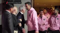Así fue el esperado reencuentro de Iniesta con Messi, Suárez, Jordi Alba y Busquets en Japón
