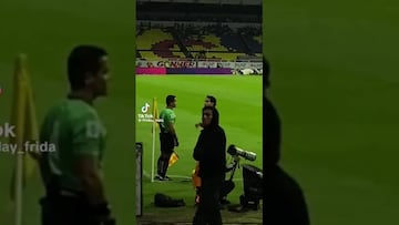 La seña de Diego Lainez que confundió a la afición de América y Tigres