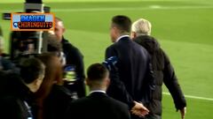 De Laurentiis se lleva a Politano en plena entrevista en directo y empuja a un cámara